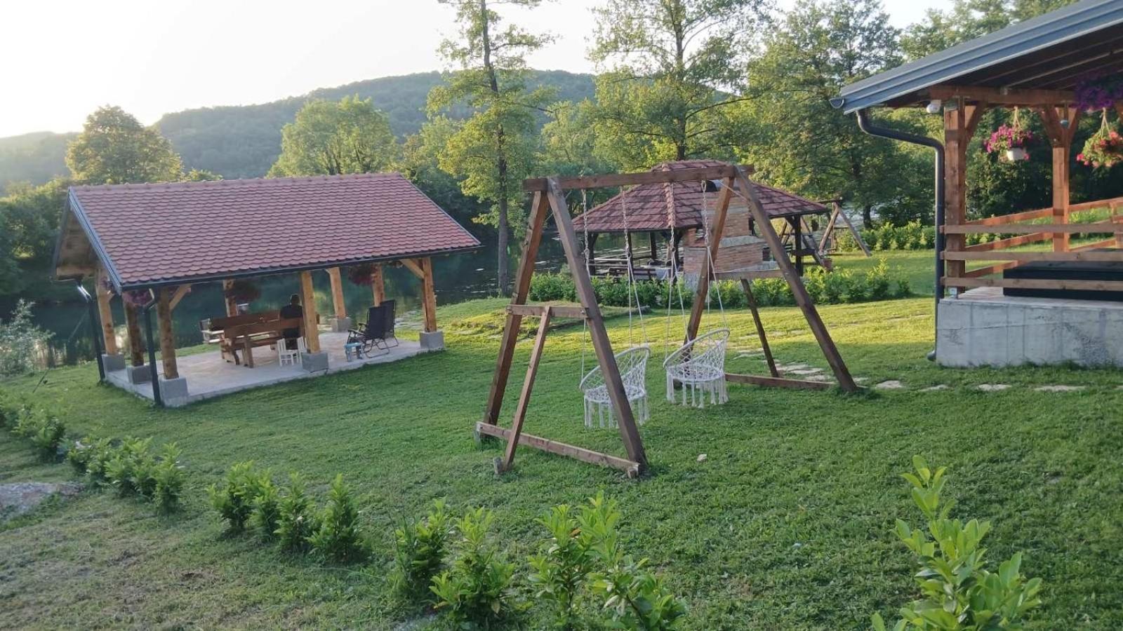 Vikendica Krupa Na Vrbasu Villa Banja Luka Exterior photo